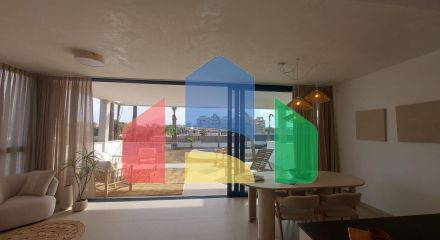 Квартира в Кабо де Палос с видом на море и общим бассейном