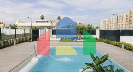 НОВАЯ ПОСТРОЕННАЯ ВИЛЛА В PLAYA HONDA