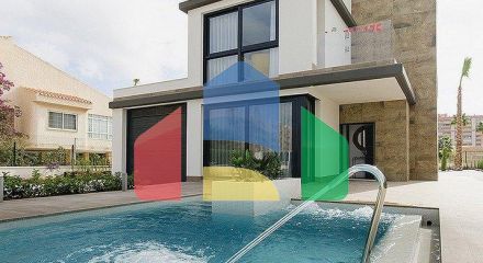 НОВАЯ ПОСТРОЕННАЯ ВИЛЛА В PLAYA HONDA