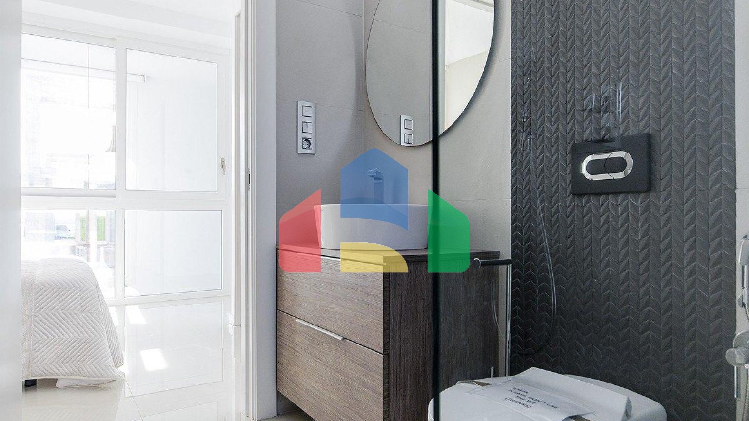 НОВАЯ ПОСТРОЕННАЯ ВИЛЛА В PLAYA HONDA