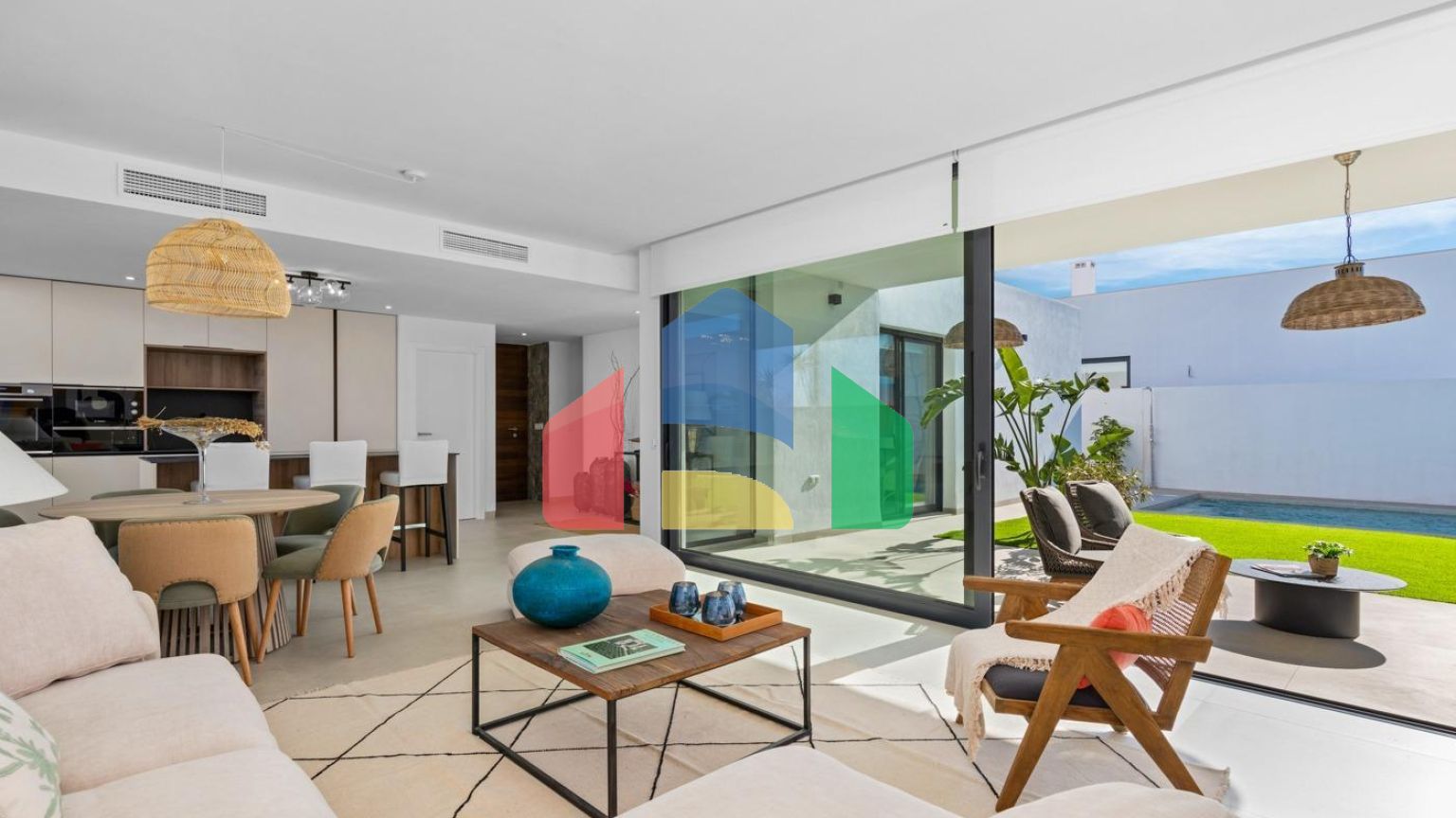 НОВЫЕ ВИЛЛЫ В МАР ДЕ КРИСТАЛЬ