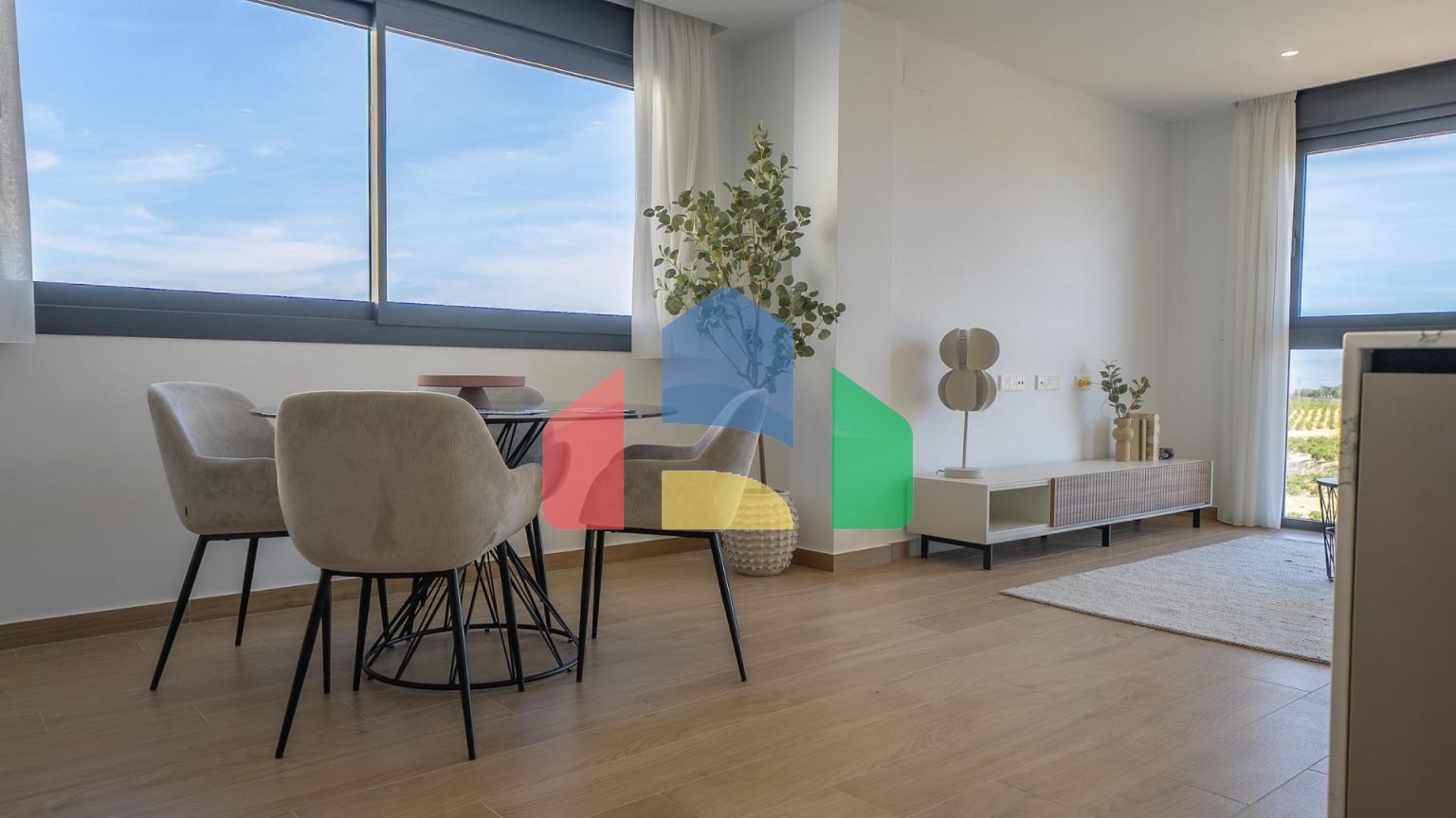 НОВЫЕ ВИЛЛЫ В ЛА ФИНКА ГОЛЬФ