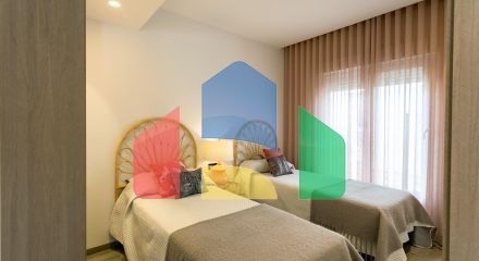 ФАНТАСТИЧЕСКАЯ СРЕДИЗЕМНОМОРСКАЯ ВИЛЛА НА ПОЛЕ ДЛЯ ГОЛЬФА НЕДАЛЕКО ОТ МОРЯ