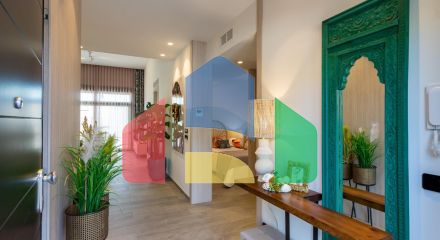 ФАНТАСТИЧЕСКАЯ СРЕДИЗЕМНОМОРСКАЯ ВИЛЛА НА ПОЛЕ ДЛЯ ГОЛЬФА НЕДАЛЕКО ОТ МОРЯ