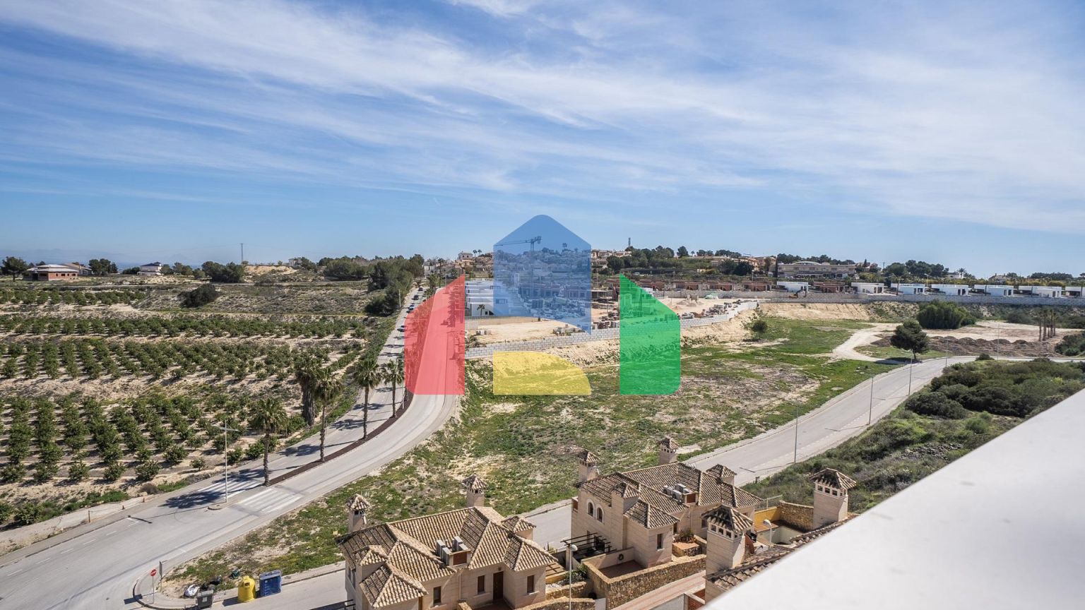 НОВЫЕ ОТДЕЛЬНО СТОЯЩИЕ ВИЛЛЫ В ЛА ФИНКА ГОЛЬФ