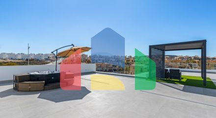 НОВЫЕ ВИЛЛЫ НА ГОЛЬФ-КУРОРТЕ АЛЬГОРФА