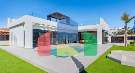 НОВЫЕ ВИЛЛЫ НА ГОЛЬФ-КУРОРТЕ АЛЬГОРФА