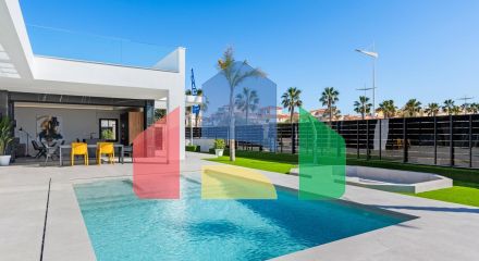 НОВЫЕ ВИЛЛЫ НА ГОЛЬФ-КУРОРТЕ АЛЬГОРФА