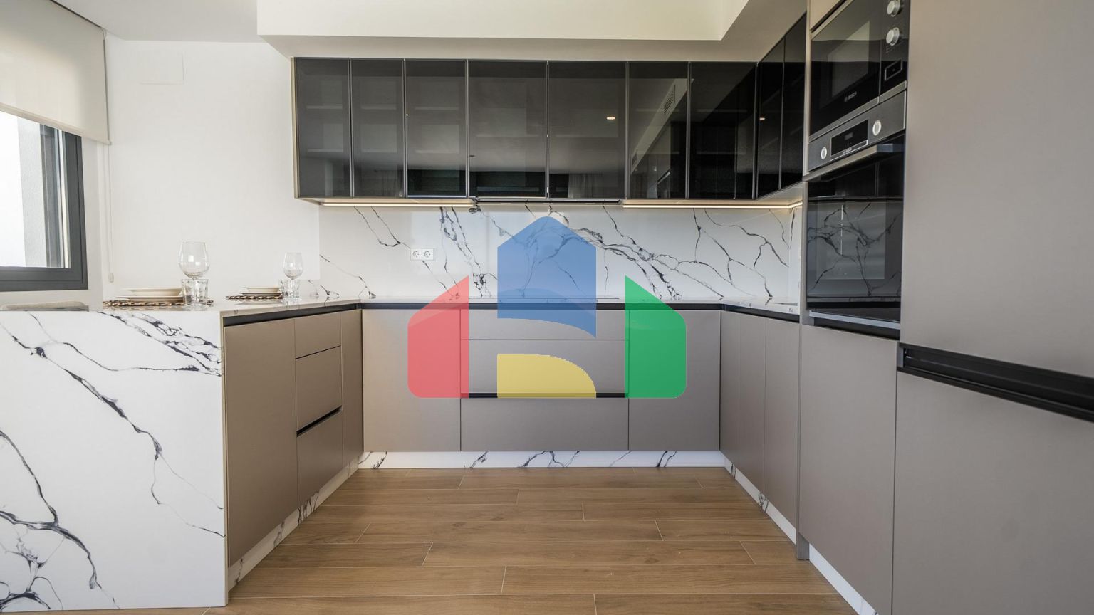 НОВЫЕ ОТДЕЛЬНО СТОЯЩИЕ ВИЛЛЫ В ЛА ФИНКА ГОЛЬФ