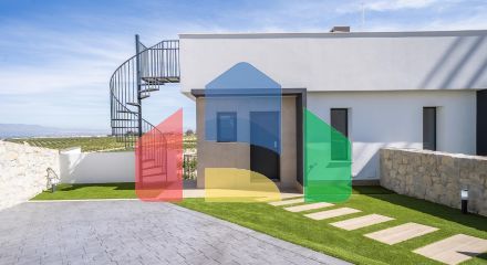 НОВЫЕ ОТДЕЛЬНО СТОЯЩИЕ ВИЛЛЫ В ЛА ФИНКА ГОЛЬФ