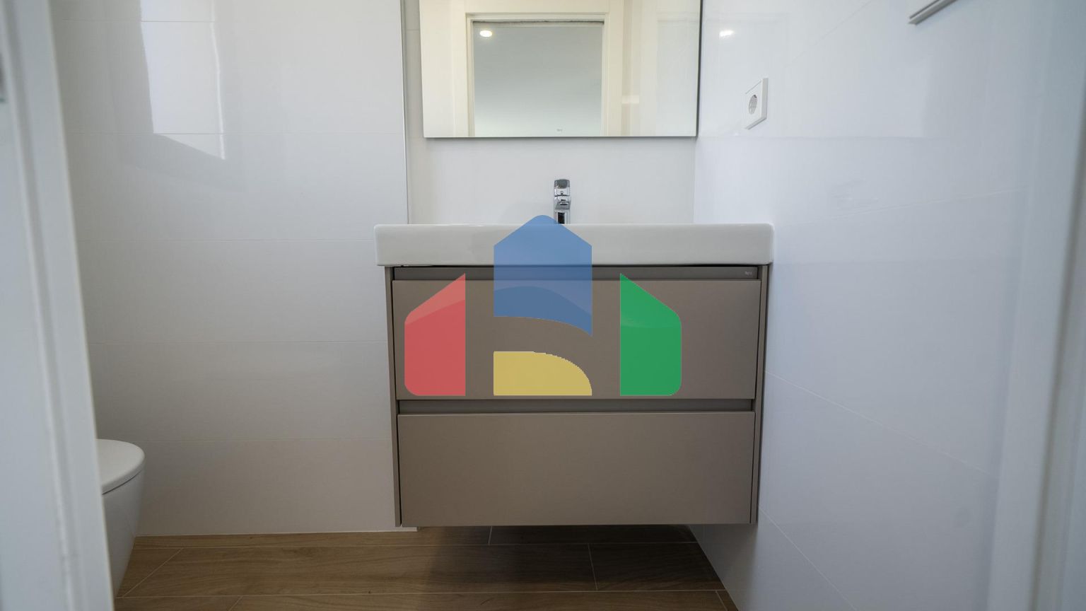 НОВЫЕ ОТДЕЛЬНО СТОЯЩИЕ ВИЛЛЫ В ЛА ФИНКА ГОЛЬФ