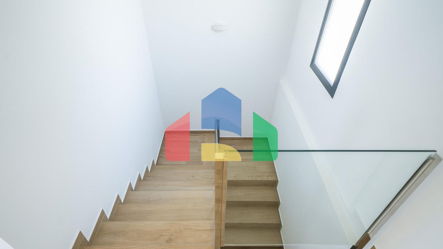 НОВЫЕ ОТДЕЛЬНО СТОЯЩИЕ ВИЛЛЫ В ЛА ФИНКА ГОЛЬФ