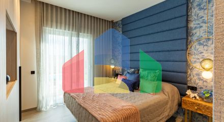 ФАНТАСТИЧЕСКАЯ СРЕДИЗЕМНОМОРСКАЯ ВИЛЛА НА ПОЛЕ ДЛЯ ГОЛЬФА НЕДАЛЕКО ОТ МОРЯ