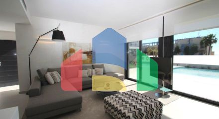 Комплекс «Bellavista» Здесь мы продаем отдельные виллы. Цена от 469000 евро