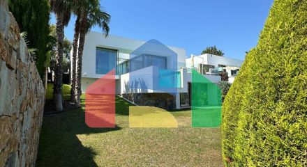Люксовая вилла на продажу в Las Colinas Golf & Country Club – Вид на море и гольф, эксклюзивный дизайн