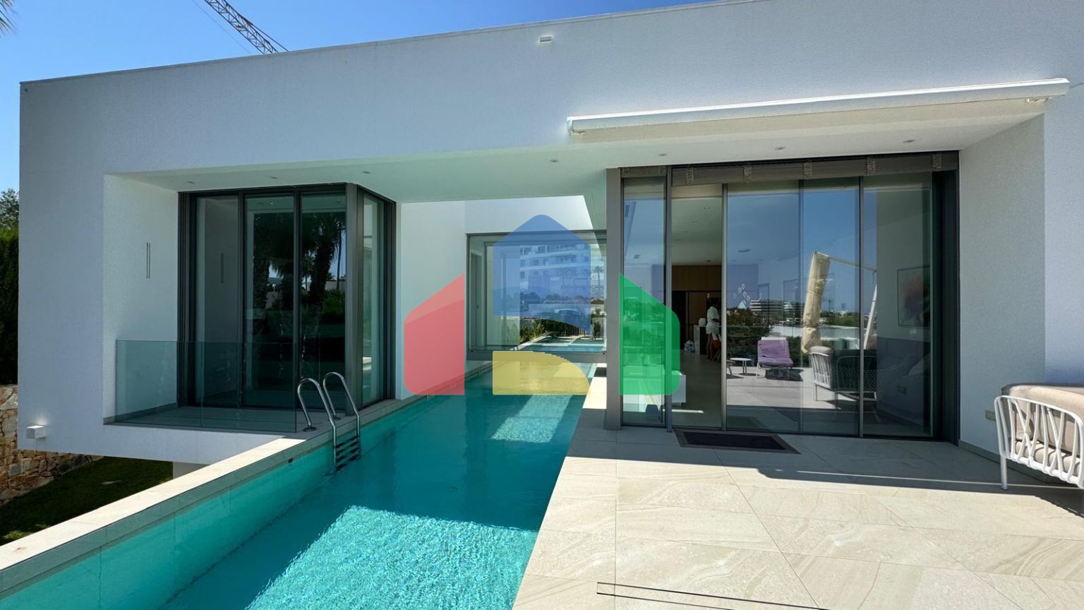 Люксовая вилла на продажу в Las Colinas Golf & Country Club – Вид на море и гольф, эксклюзивный дизайн