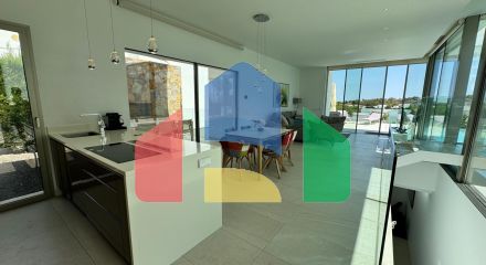 Люксовая вилла на продажу в Las Colinas Golf & Country Club – Вид на море и гольф, эксклюзивный дизайн