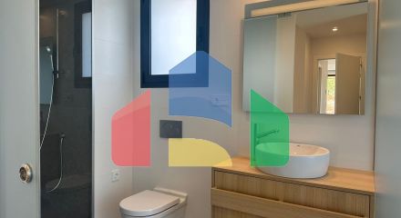 Продается новая квартира в Лас Колинас Гольф Резорт