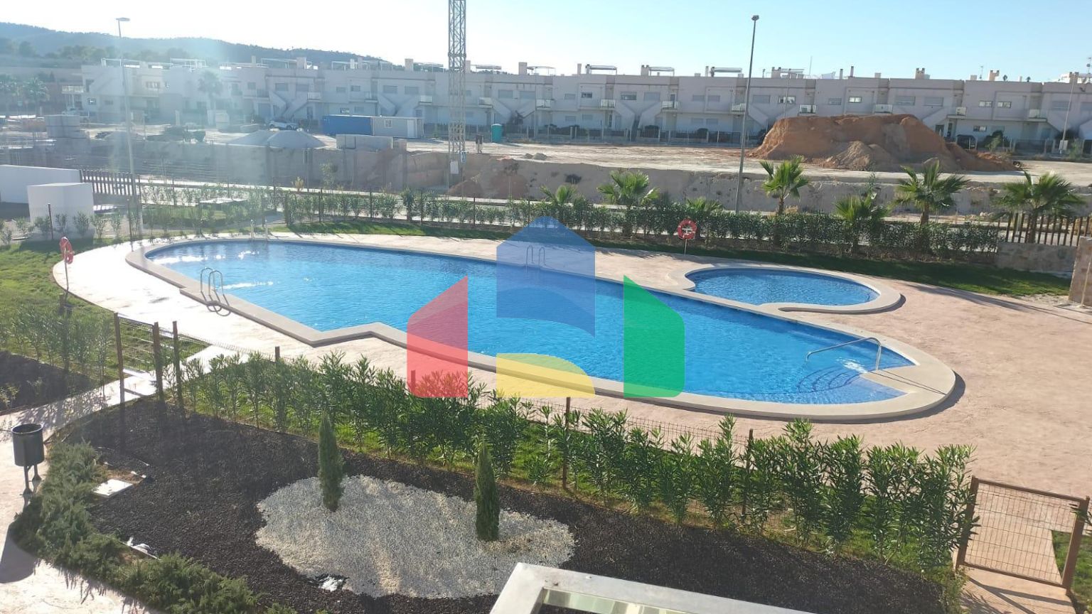 НОВЫЕ БУНГАЛО В ВИСТАБЕЛЛЕ