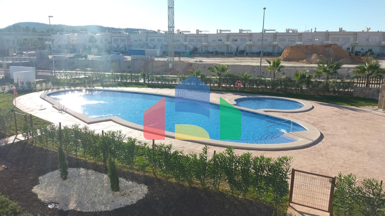 НОВЫЕ БУНГАЛО В ВИСТАБЕЛЛЕ