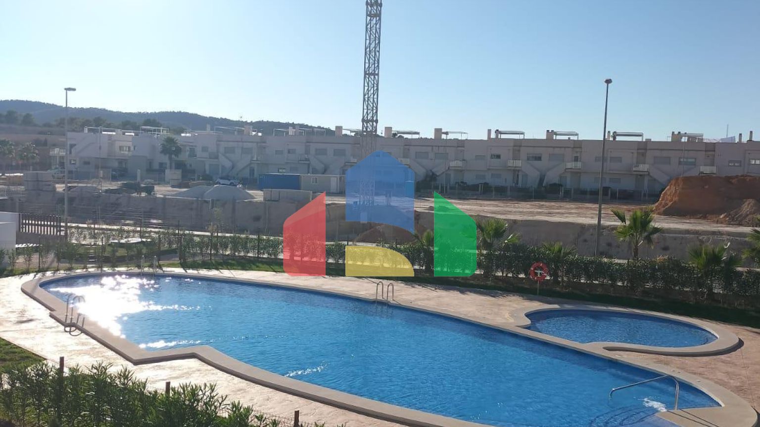 НОВЫЕ БУНГАЛО В ВИСТАБЕЛЛЕ