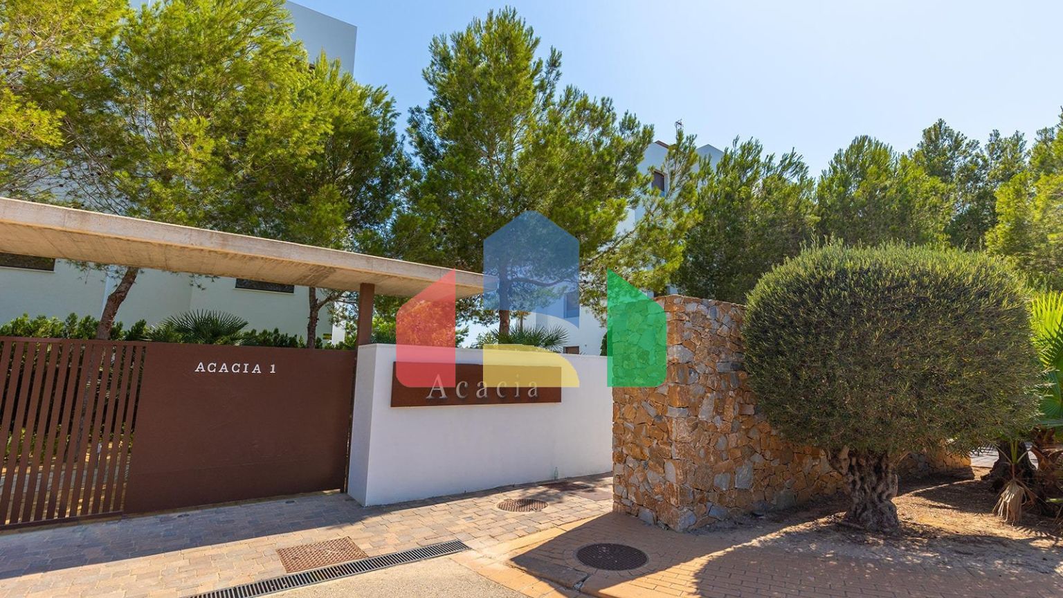 LAS COLINAS. ПЕНТХАУС С ВИДОМ НА МОРЕ С ПРИВАТНЫМ СОЛЯРИЕМ. 2 СПАЛЬНИ. 2 ВАННЫЕ. ГАРАЖ+КЛАДОВКА