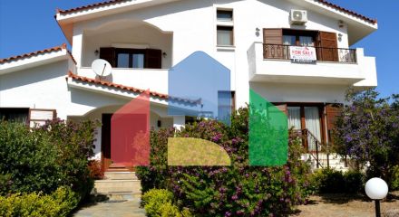 Продаж - Котедж 464 m² в Аттиці