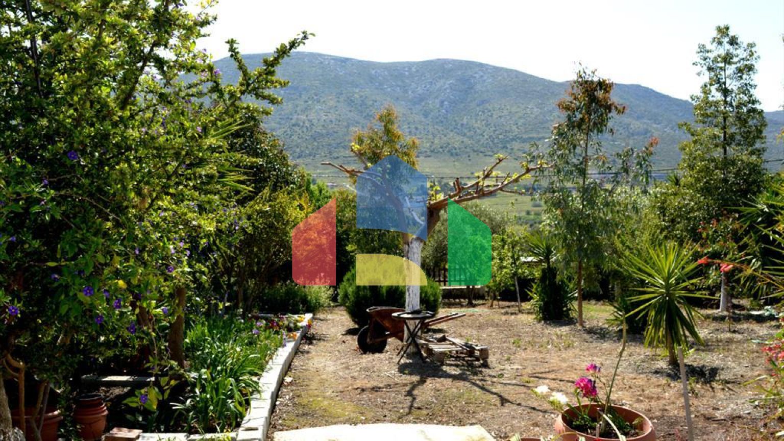 Продажа - Коттедж 464 m² в Аттике