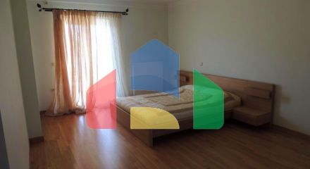 Продаж - Котедж 545 m² в Аттиці