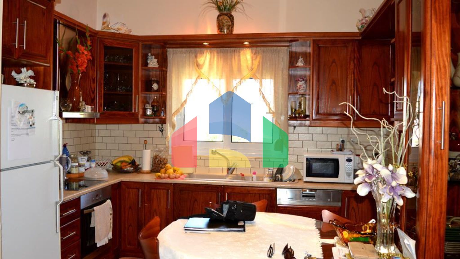 Продажа - Коттедж 330 m² в Аттике