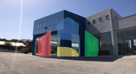 Продажа - Коммерческое помещение 996 m² в Аттике