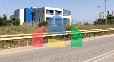 Продажа - Коммерческое помещение 996 m² в Аттике