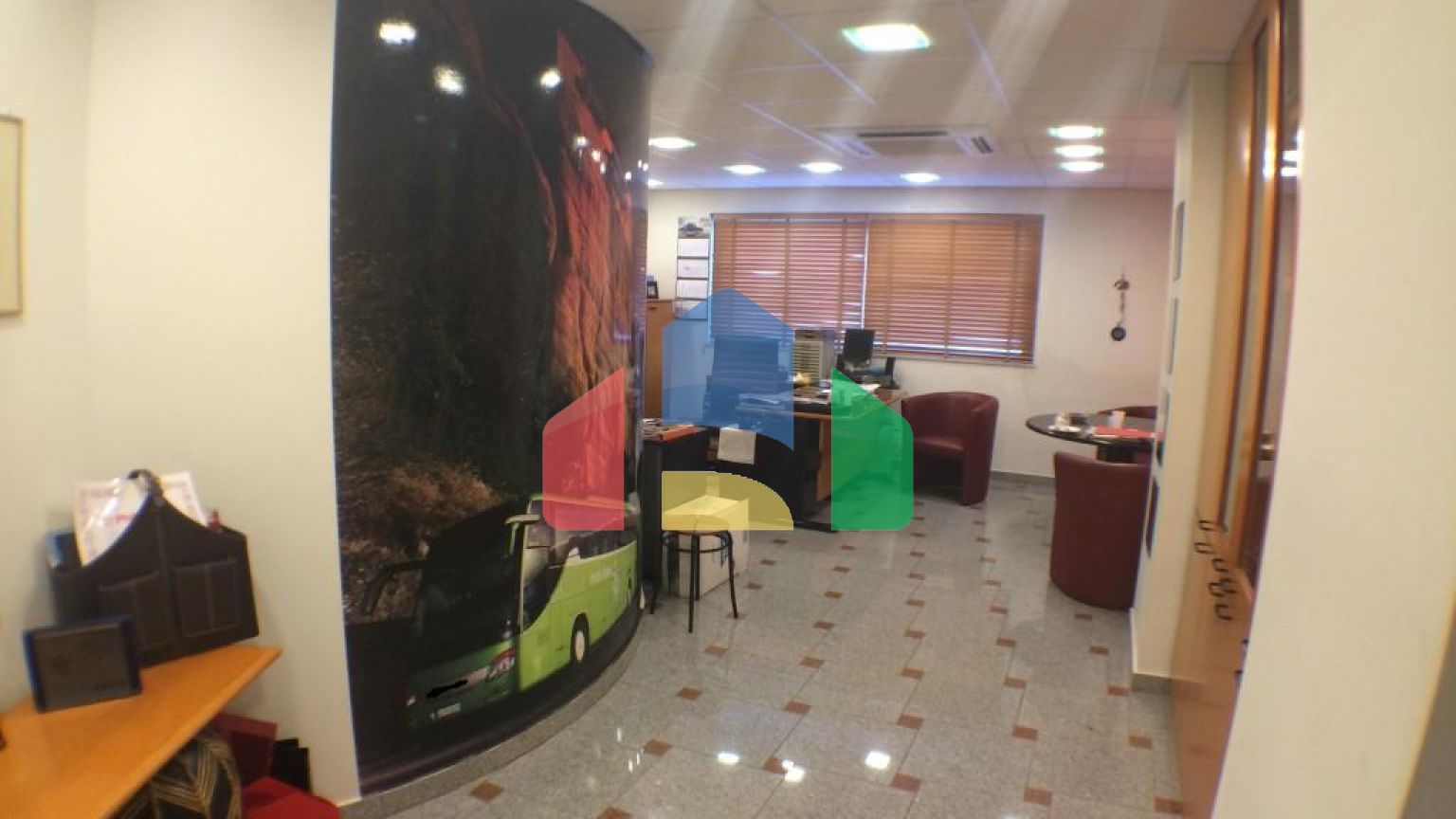 Продажа - Коммерческое помещение 996 m² в Аттике