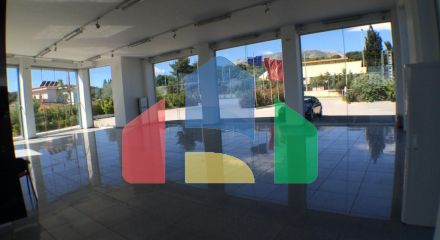 Продажа - Коммерческое помещение 996 m² в Аттике