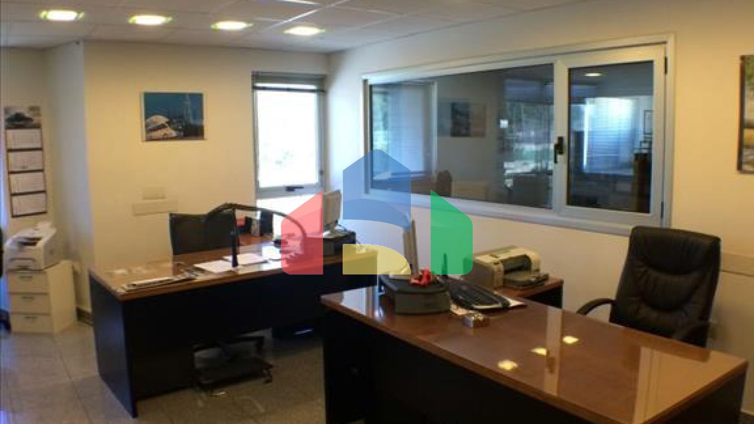 Продажа - Коммерческое помещение 996 m² в Аттике