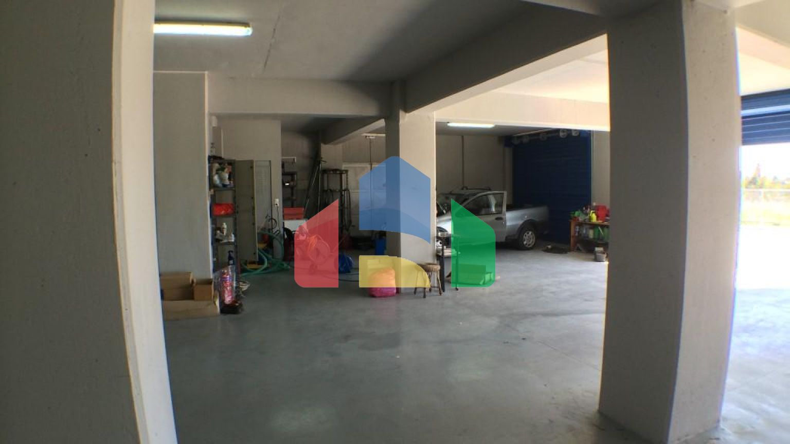 Продажа - Коммерческое помещение 996 m² в Аттике