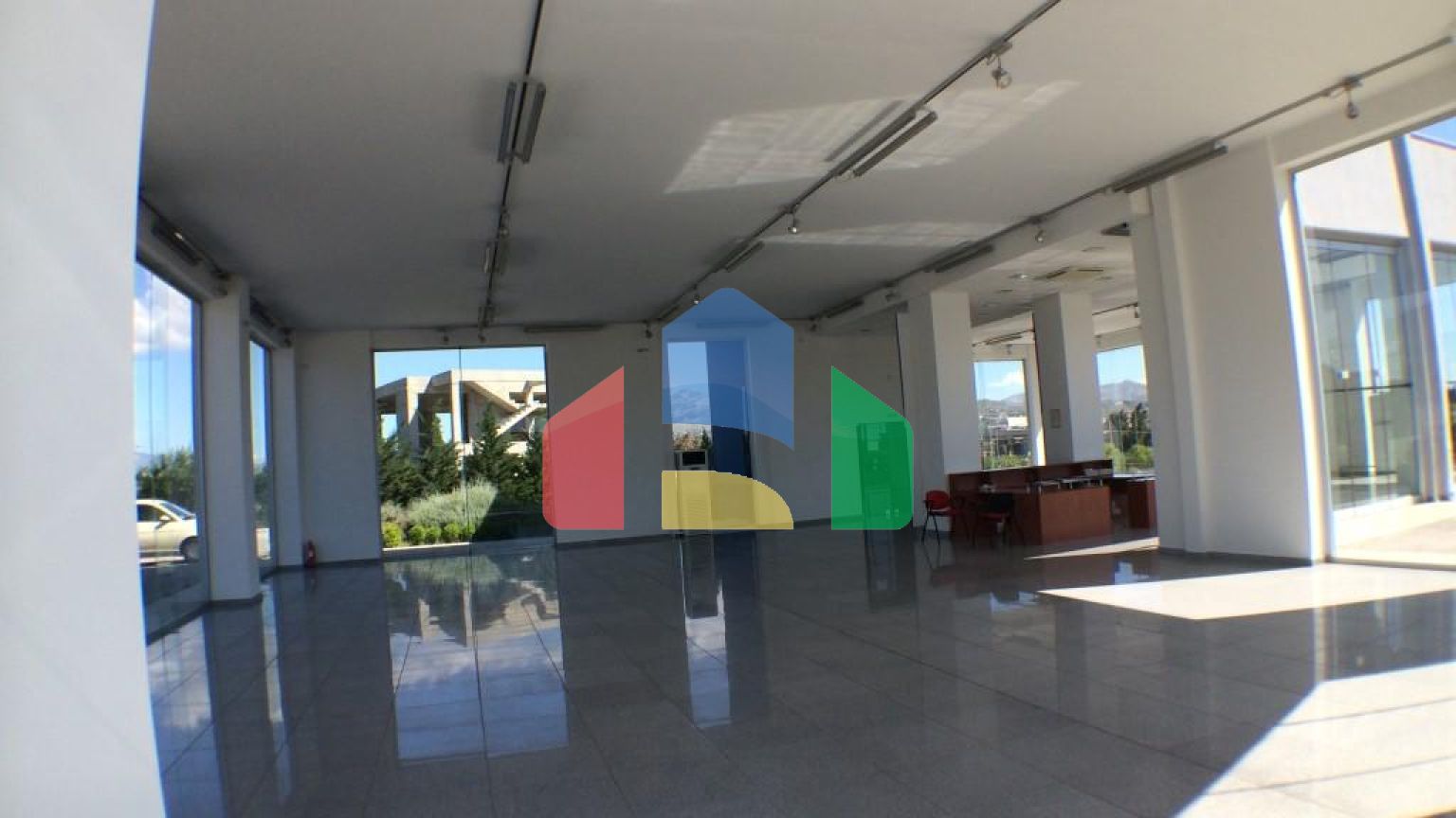 Продажа - Коммерческое помещение 996 m² в Аттике