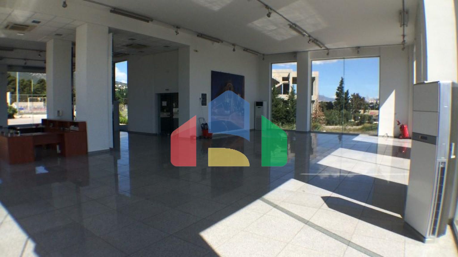 Продажа - Коммерческое помещение 996 m² в Аттике