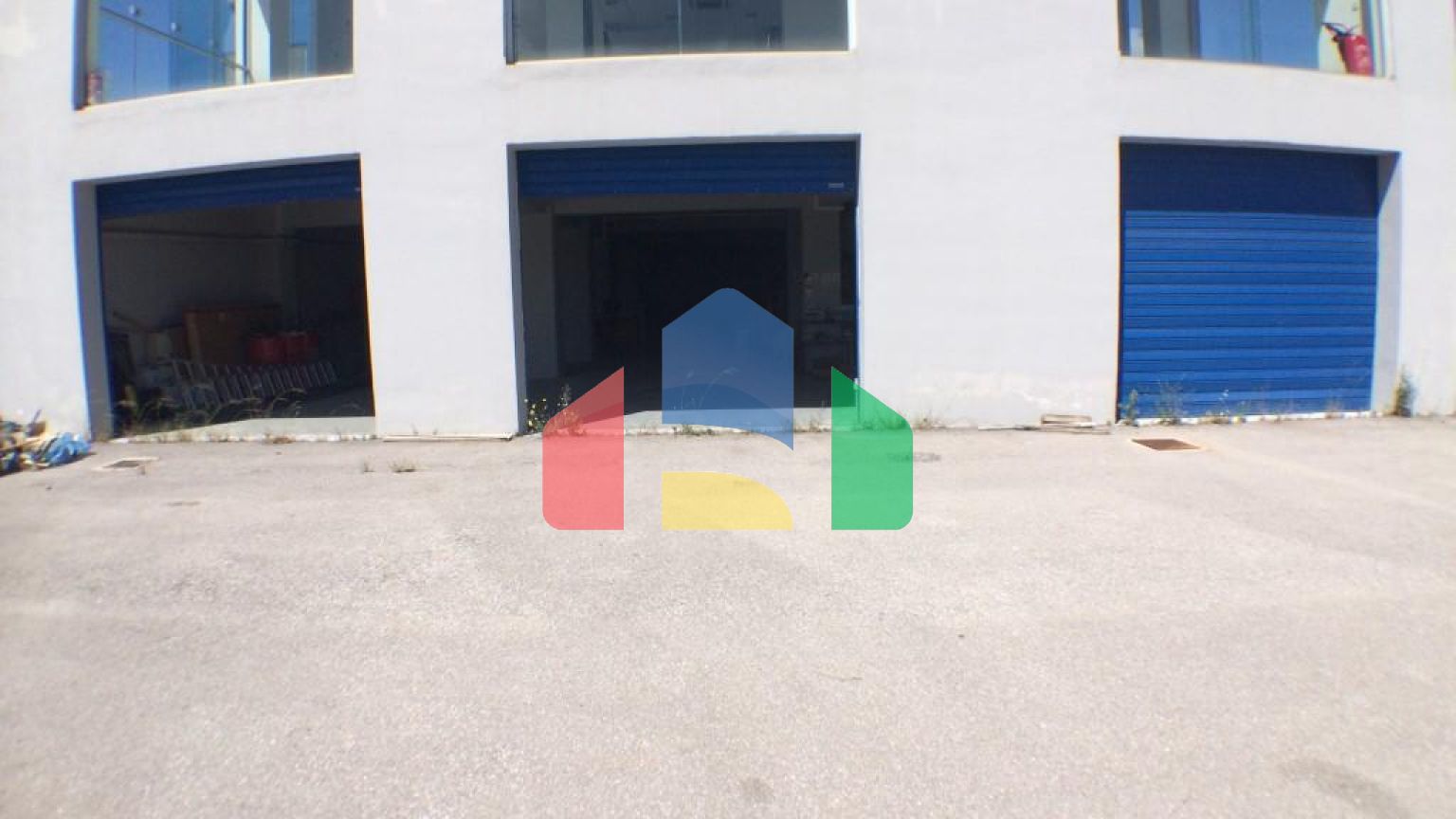 Продажа - Коммерческое помещение 996 m² в Аттике