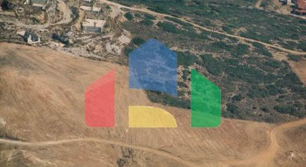 Продаж - Земельна ділянка 64000 m² в Аттиці