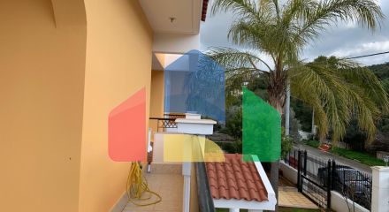 Продаж - Котедж 470 m² в Аттиці