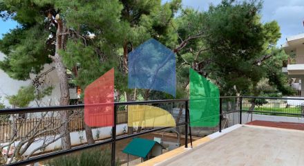 Продаж - Котедж 470 m² в Аттиці