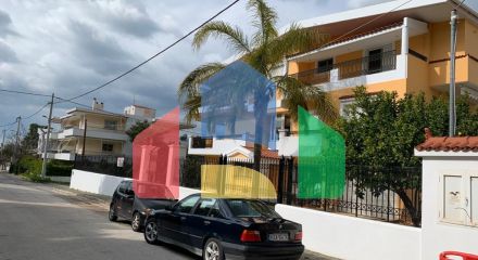 Продаж - Котедж 470 m² в Аттиці