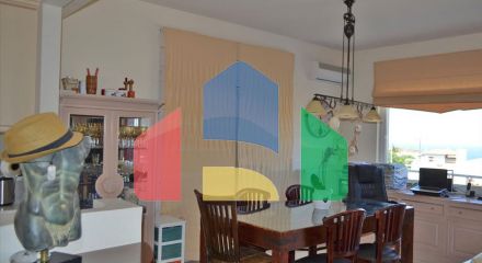 Продаж - Котедж 330 m² в Аттиці