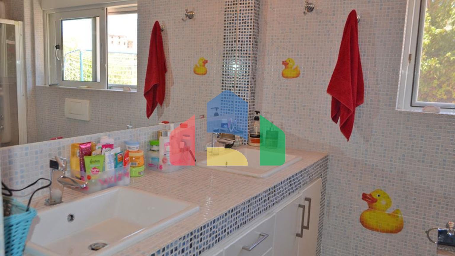 Продаж - Котедж 330 m² в Аттиці