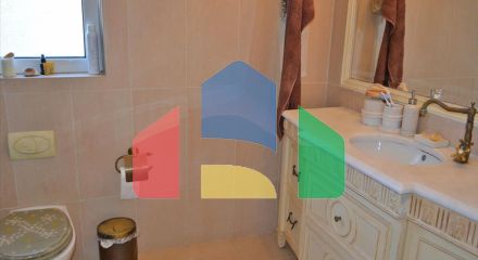 Продаж - Котедж 330 m² в Аттиці