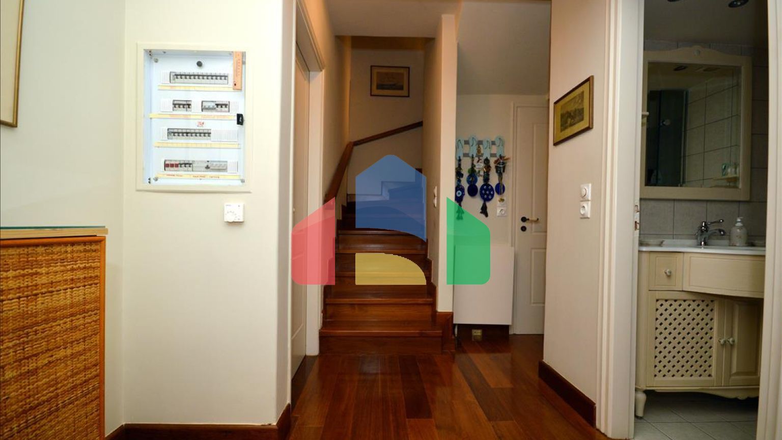 Продаж - Вілла 270 m² в Аттиці