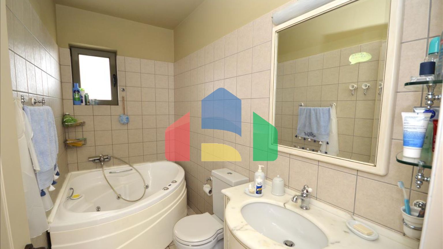 Продаж - Вілла 270 m² в Аттиці