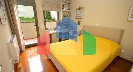 Продаж - Вілла 270 m² в Аттиці