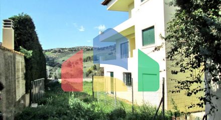Продажа - Коттедж 360 m² в Аттике